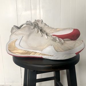 NIKE ZOOM GIANNIS ANTETOKOUNMPO FREAK 1 “ROSE GOLD”